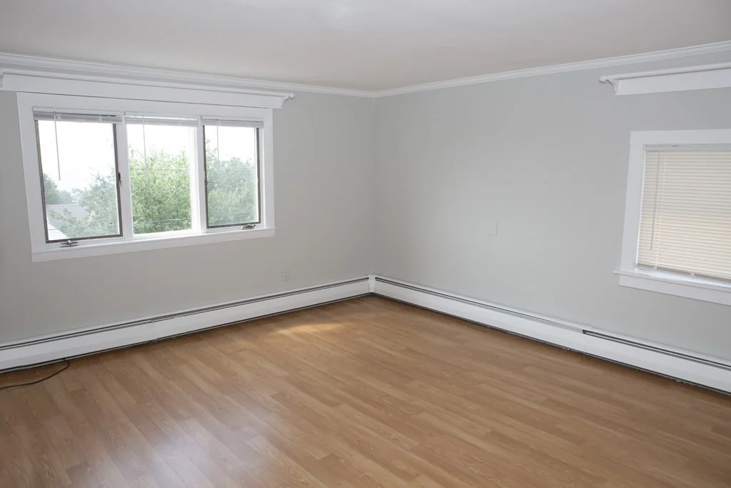 3 bed, 2 bath apartment for rent at 43 Beacon St Unit 2, Gloucester — photo 8 of 28