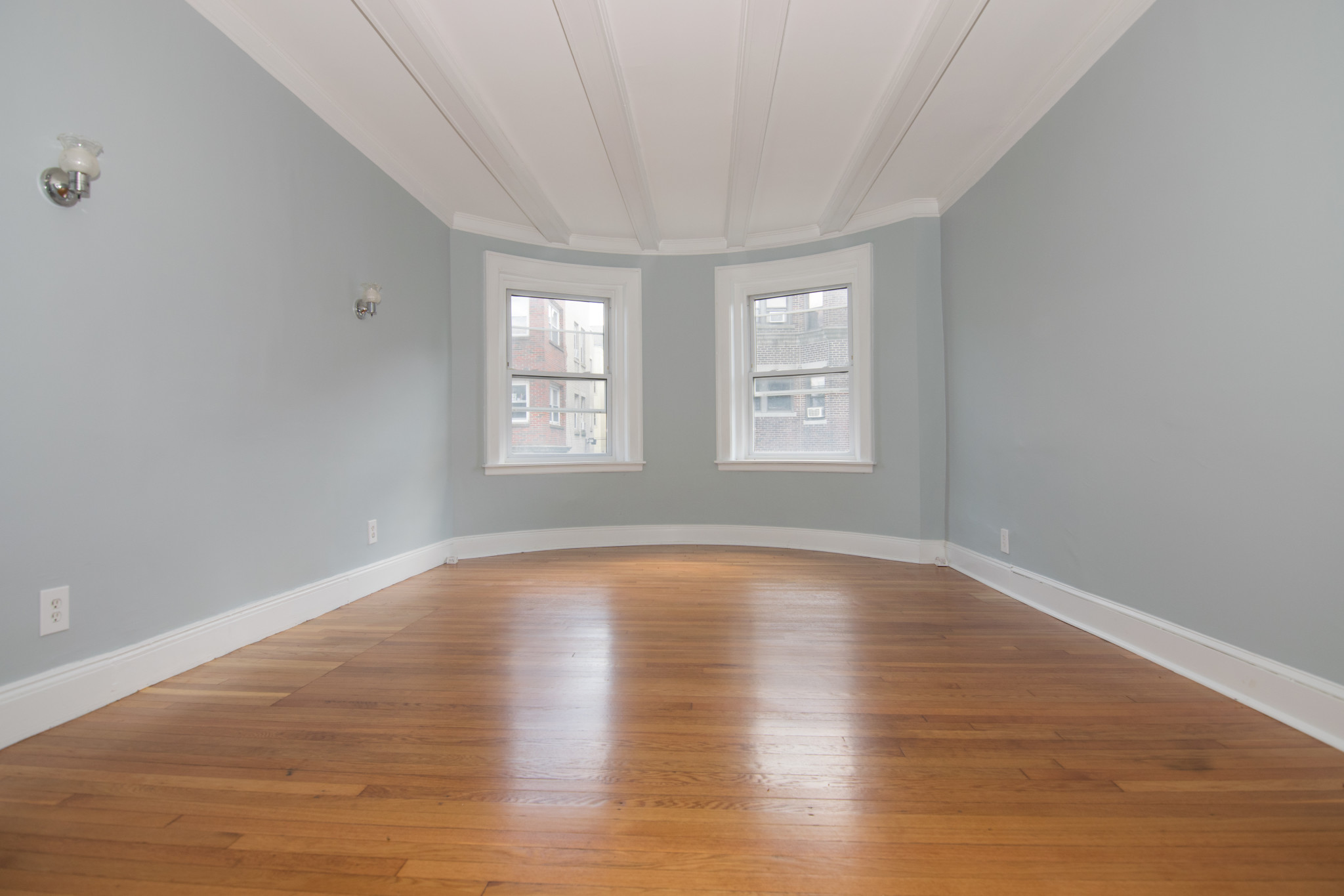 4 bed, 1.5 bath apartment for rent at 43 Boulevard Ter Unit 2, Allston — photo 8 of 16