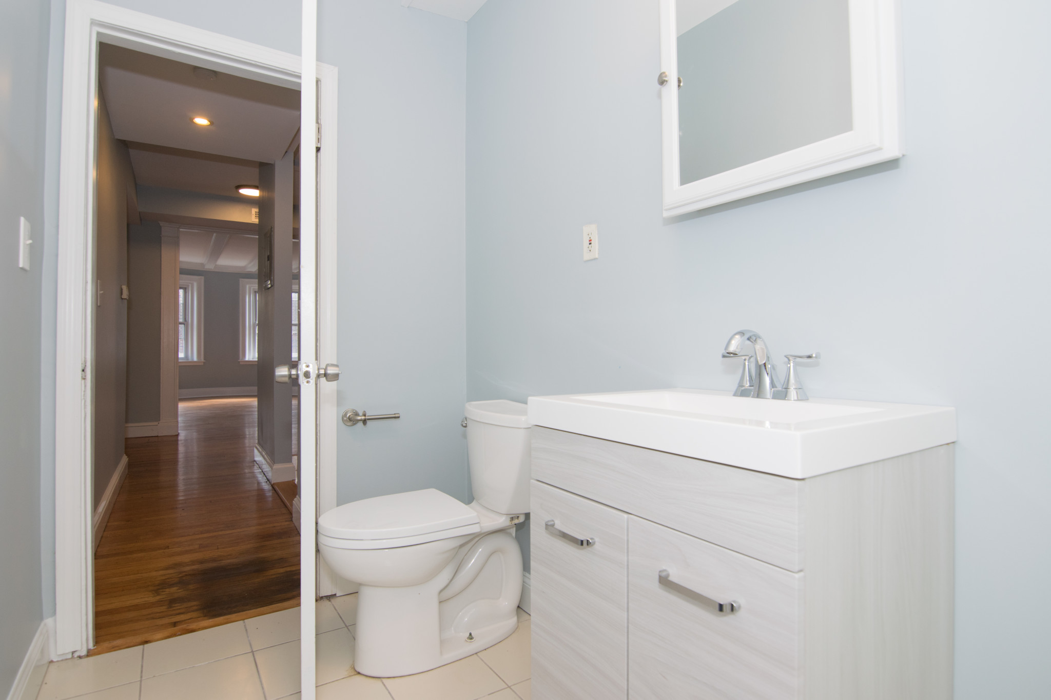 4 bed, 1.5 bath apartment for rent at 43 Boulevard Ter Unit 2, Allston — photo 12 of 16