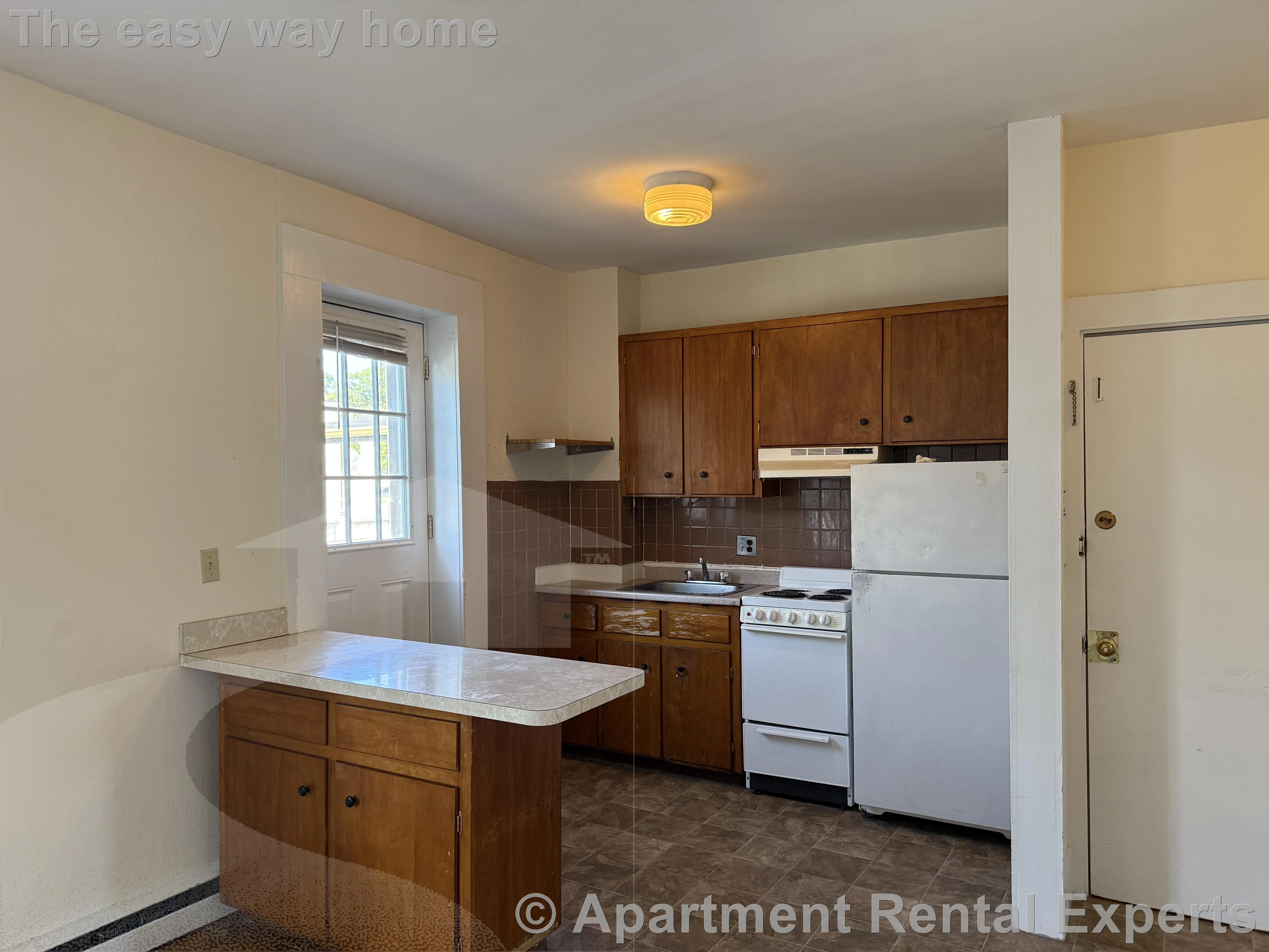 1 bed, 1 bath apartment for rent at 43 Bow St Unit 3, Union Square — photo 12 of 14