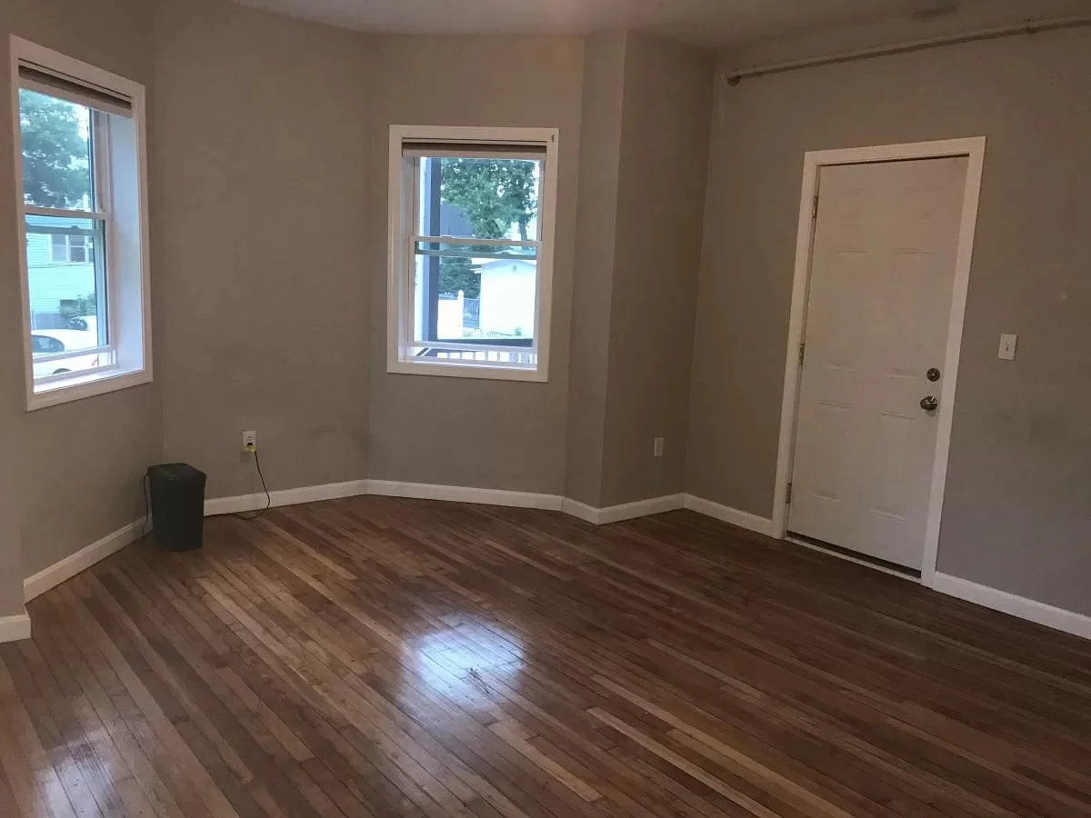 2 bed, 1 bath apartment for rent at 43 Bowdoin St Unit 1, Worcester — photo 7 of 8