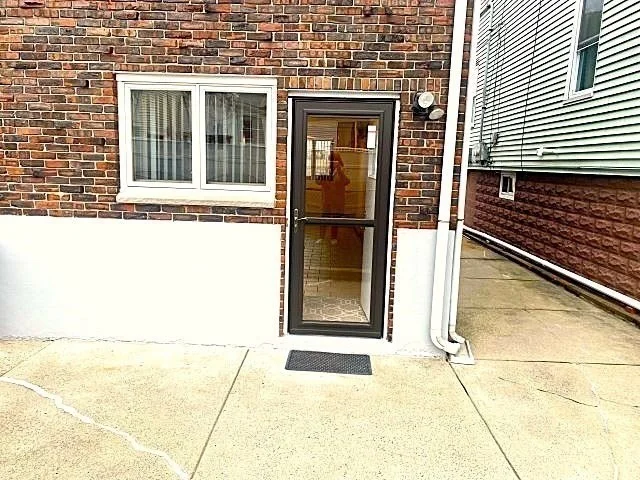 1 bed, 1 bath apartment for rent at 43 Bryant St Unit 1, Revere — photo 1 of 8