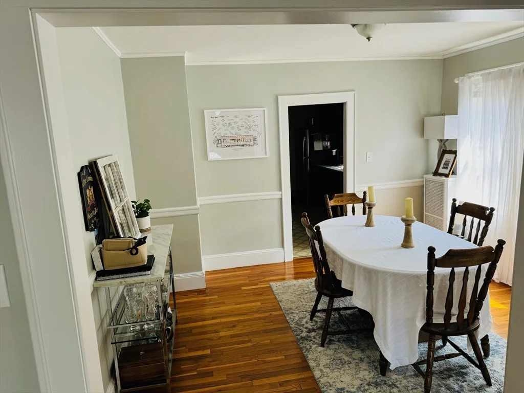 2 bed, 1 bath apartment for rent at 43 Chapman St Unit 2, Watertown — photo 3 of 12