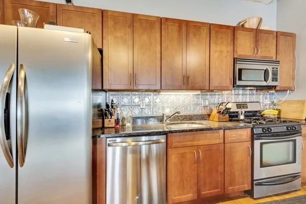 Studio bed, 1 bath apartment for rent at 43 Charlton St Unit B106, Everett — photo 8 of 10