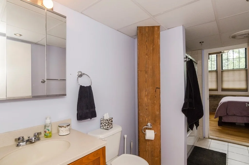 1 bed, 1 bath apartment for rent at 43 Charlton Unit 105, Everett — photo 12 of 15