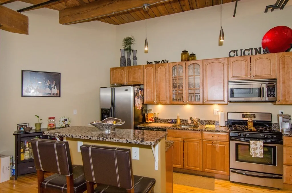 1 bed, 2 bath apartment for rent at 43 Charlton Unit 201, Everett — photo 3 of 12