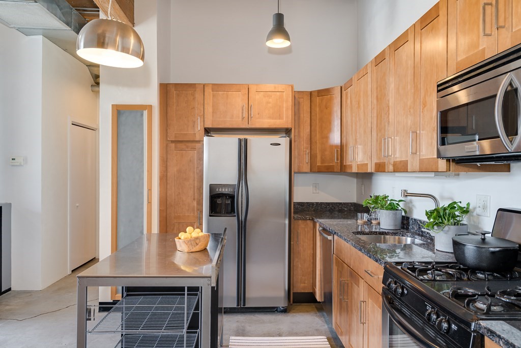 2 bed, 1 bath apartment for rent at 43 Charlton Unit 206, Everett — photo 14 of 29