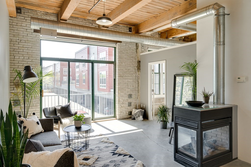 2 bed, 1 bath apartment for rent at 43 Charlton Unit 206, Everett — photo 1 of 29