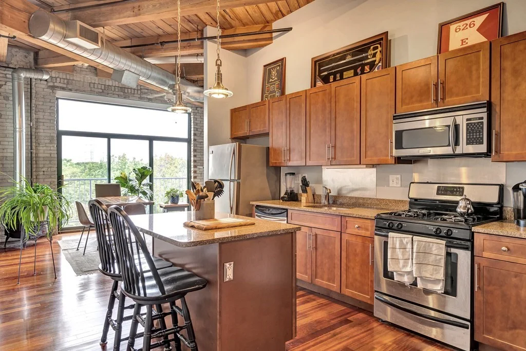 1 bed, 1 bath apartment for rent at 43 Charlton Unit 405, Everett — photo 9 of 17