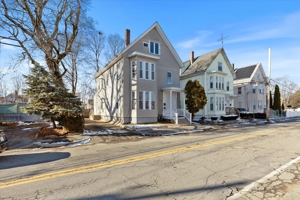 2 bed, 1 bath apartment for rent at 43 Clinton St Unit 1, Brockton — photo 17 of 18