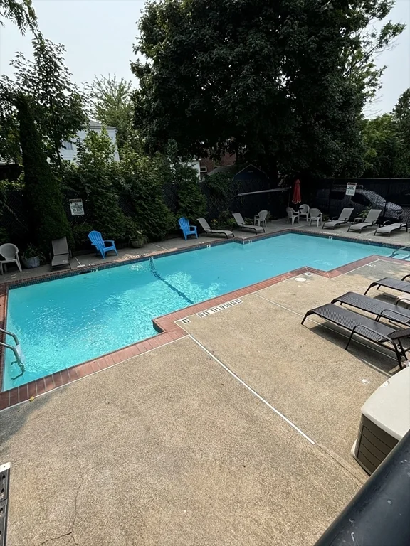 2 bed, 1 bath apartment for rent at 43 Colborne Rd Unit B2, Boston — photo 13 of 14