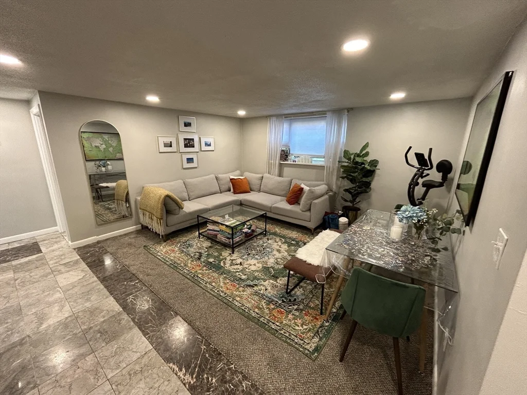2 bed, 1 bath apartment for rent at 43 Colborne Rd Unit B2, Boston — photo 5 of 14