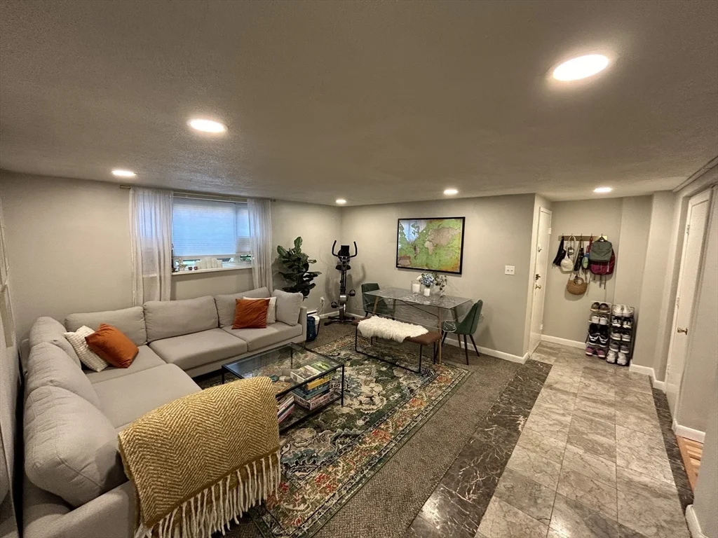 2 bed, 1 bath apartment for rent at 43 Colborne Rd Unit B2, Boston — photo 4 of 14