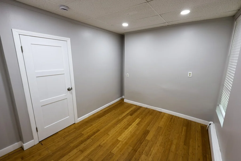 1 bed, 1 bath apartment for rent at 43 Coleman St Unit 1, Dorchester — photo 5 of 11