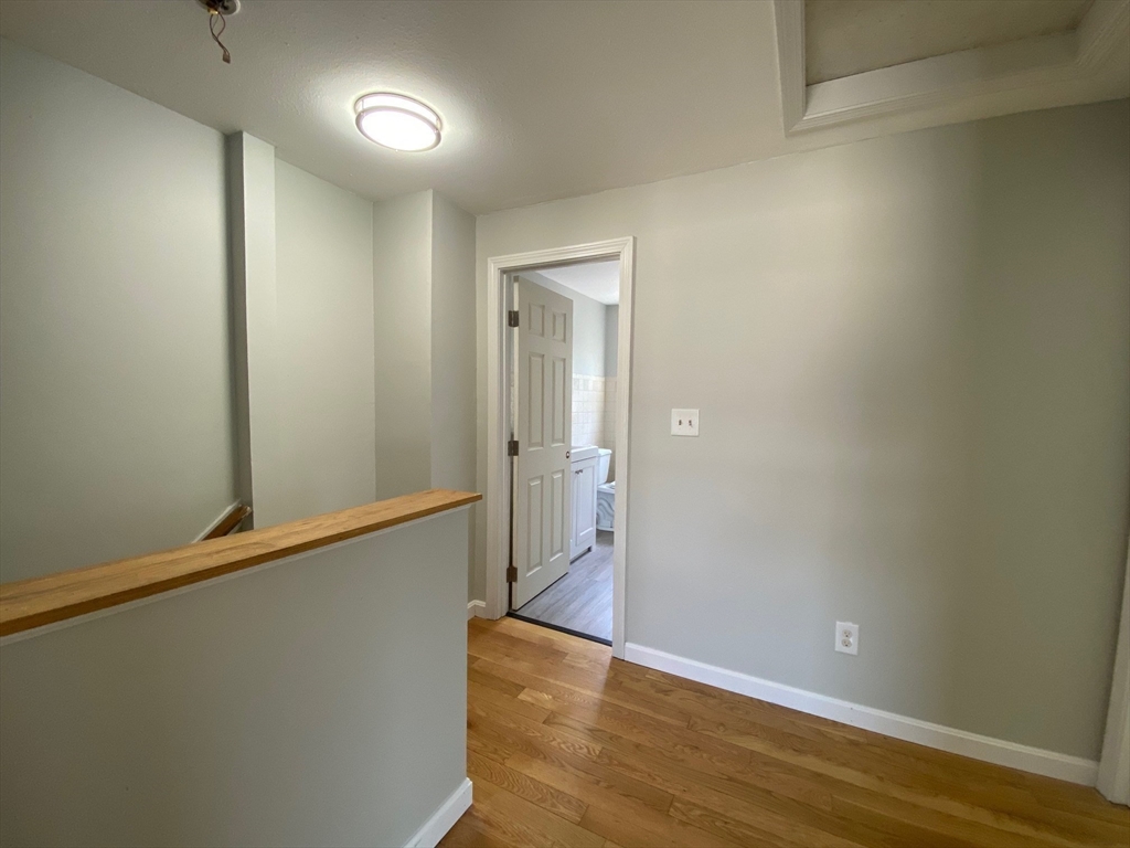 3 bed, 1 bath apartment for rent at 43 Cork St Unit 43, Lowell — photo 7 of 22