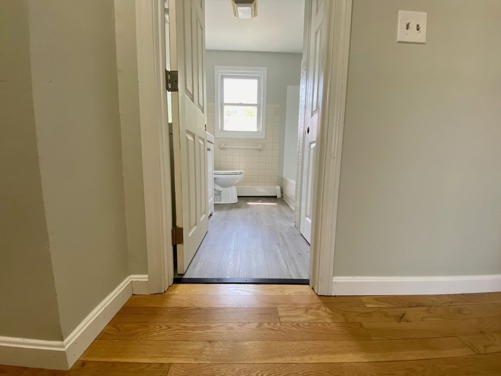 3 bed, 1 bath apartment for rent at 43 Cork St Unit 43, Lowell — photo 4 of 22