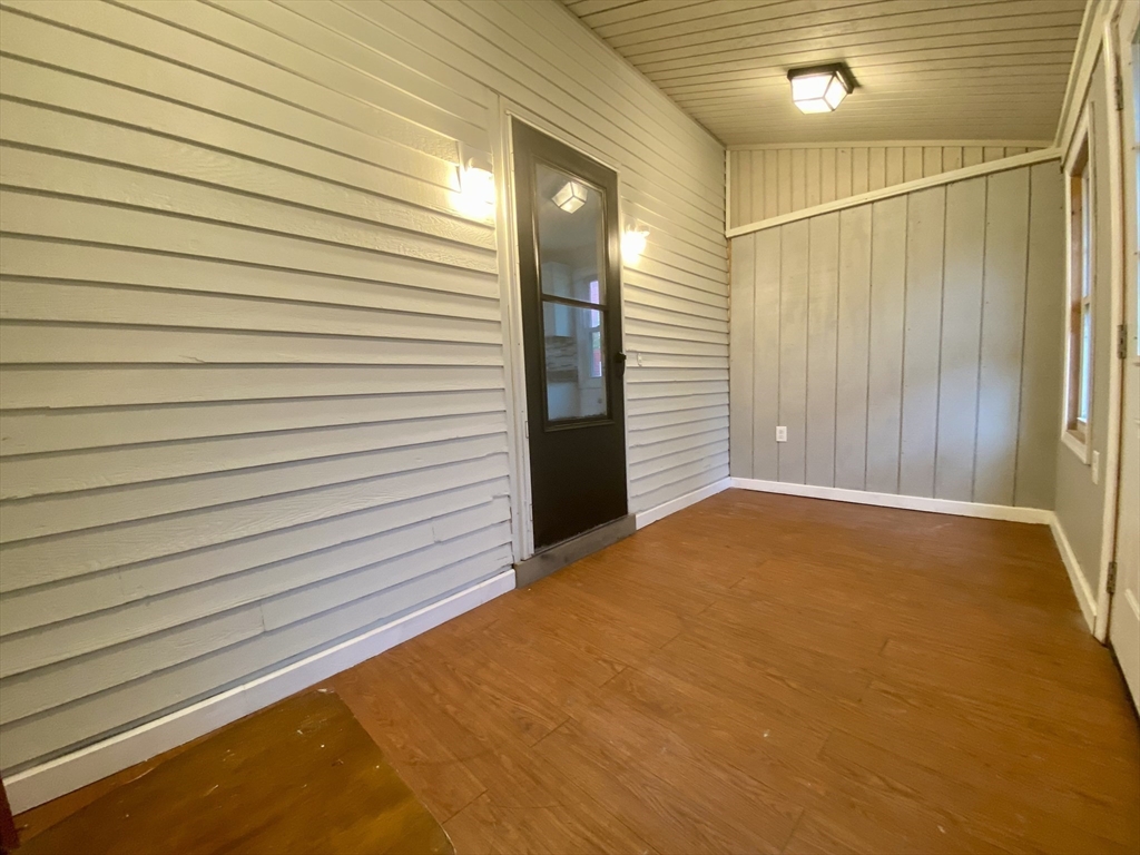 3 bed, 1 bath apartment for rent at 43 Cork St Unit 43, Lowell — photo 19 of 22