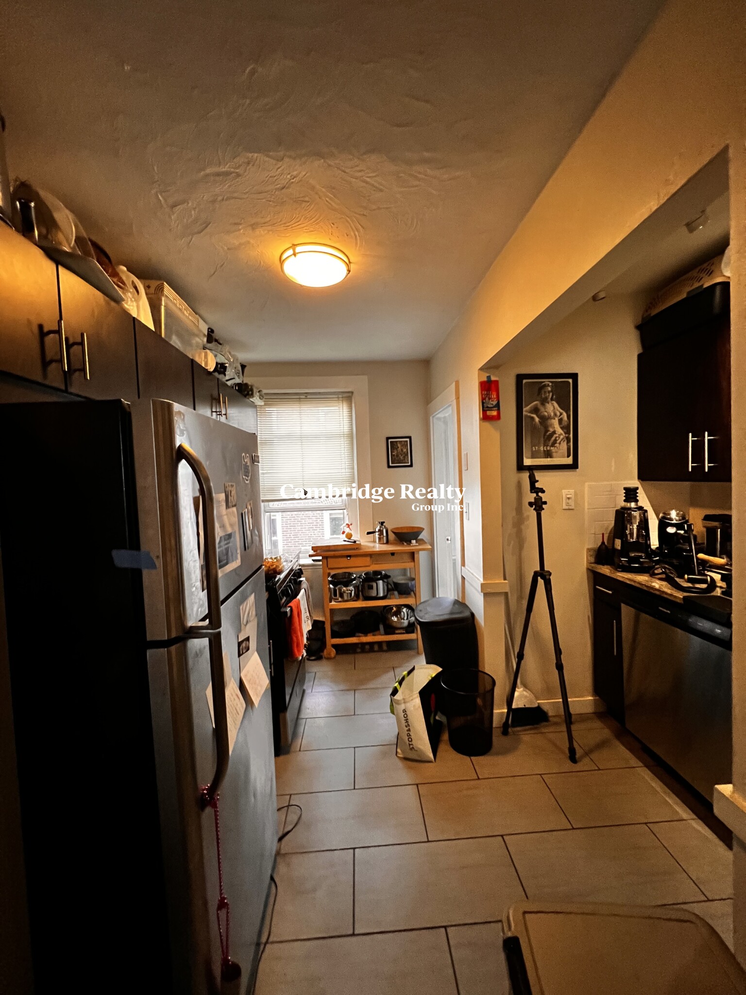 1 bed, 1 bath apartment for rent at 43 Crescent St Unit 1, Charlestown — photo 4 of 14