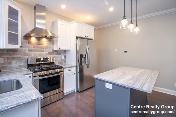 4 bed, 3 bath apartment for rent at 43 Cypress St Unit 1, Watertown — photo 2 of 8