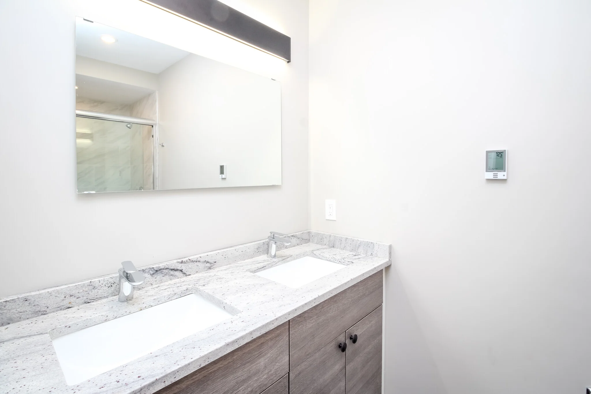 3 bed, 2 bath apartment for rent at 43 Cypress St Unit 2, Watertown — photo 11 of 12