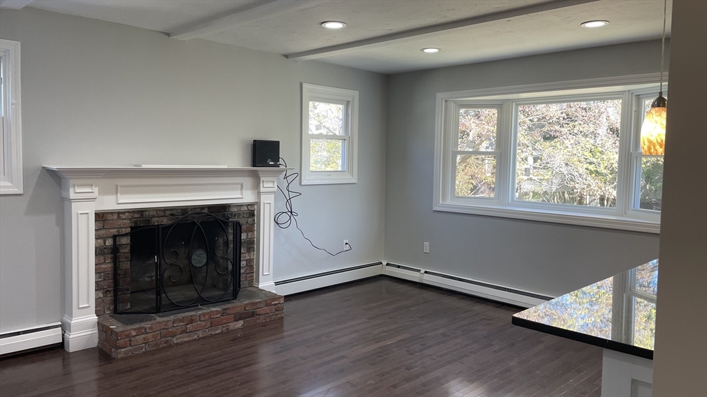 1 bed, 1 bath apartment for rent at 43 Dedham Unit B, Canton — photo 7 of 14