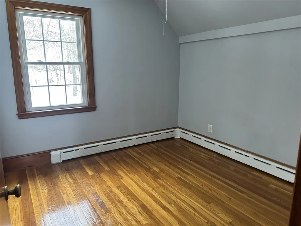 3 bed, 1 bath apartment for rent at 43 Depot St, Milford — photo 12 of 17