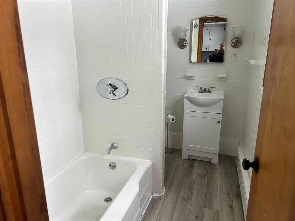 3 bed, 1 bath apartment for rent at 43 Depot St, Milford — photo 7 of 17