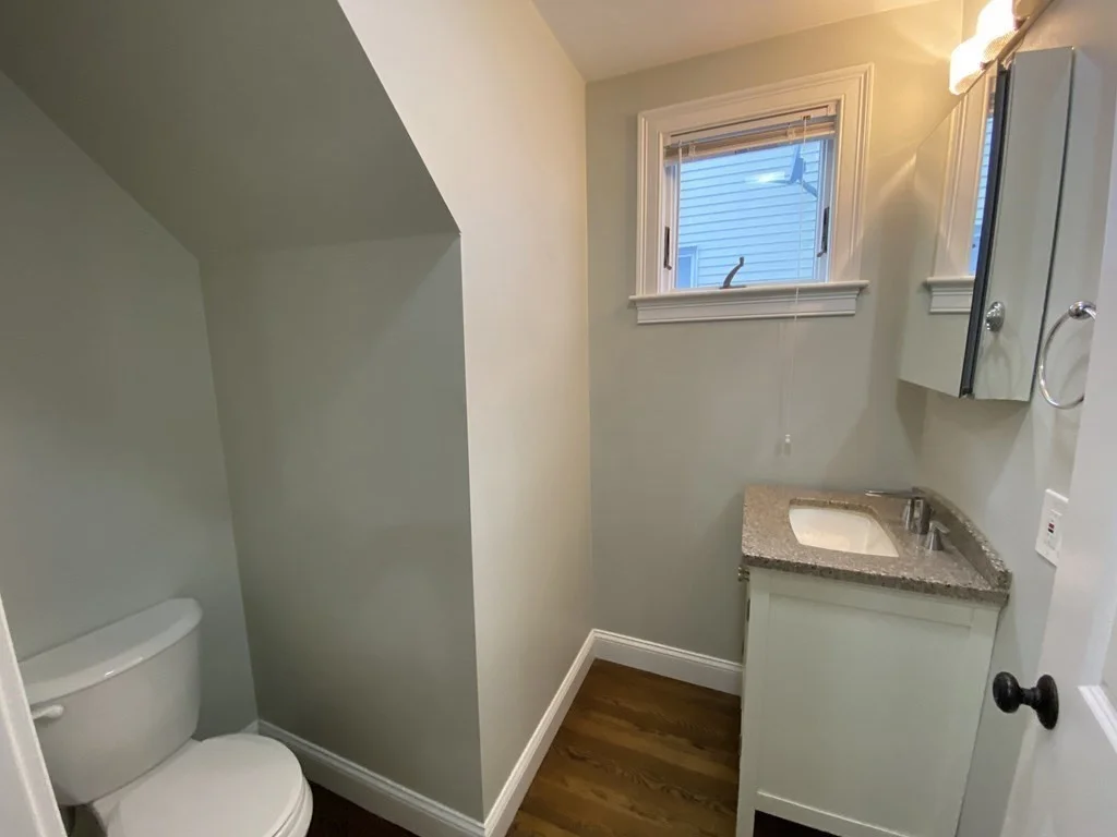 4 bed, 1 bath apartment for rent at 43 Derby St Unit 1, Winter Hill — photo 10 of 16