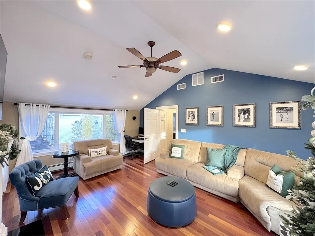 3 bed, 2 bath apartment for rent at 43 E Border Rd Unit SF, Malden — photo 25 of 42