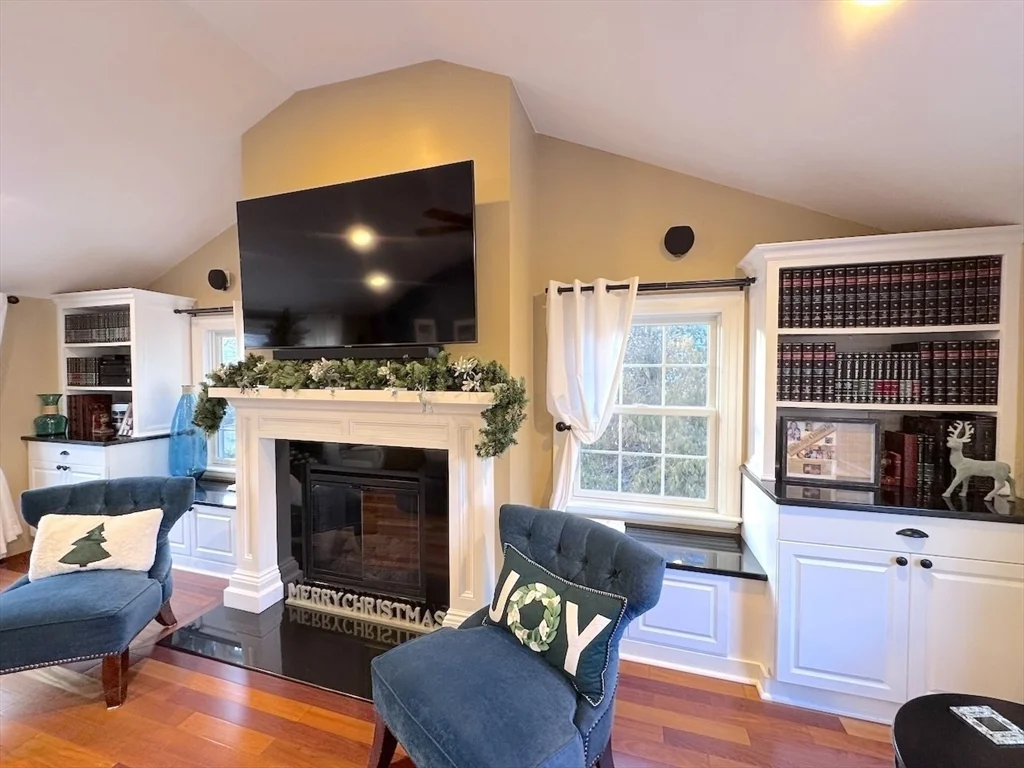 3 bed, 2 bath apartment for rent at 43 E Border Rd Unit SF, Malden — photo 22 of 42