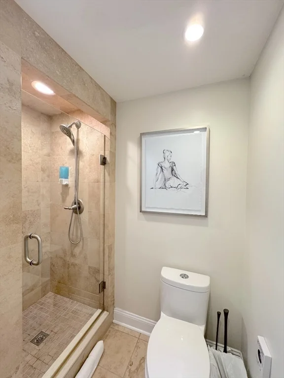 3 bed, 2 bath apartment for rent at 43 E Border Rd Unit SF, Malden — photo 18 of 42