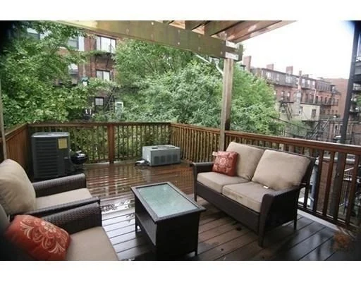 1 bed, 1 bath apartment for rent at 43 E Springfield Unit 03, South End — photo 9 of 11