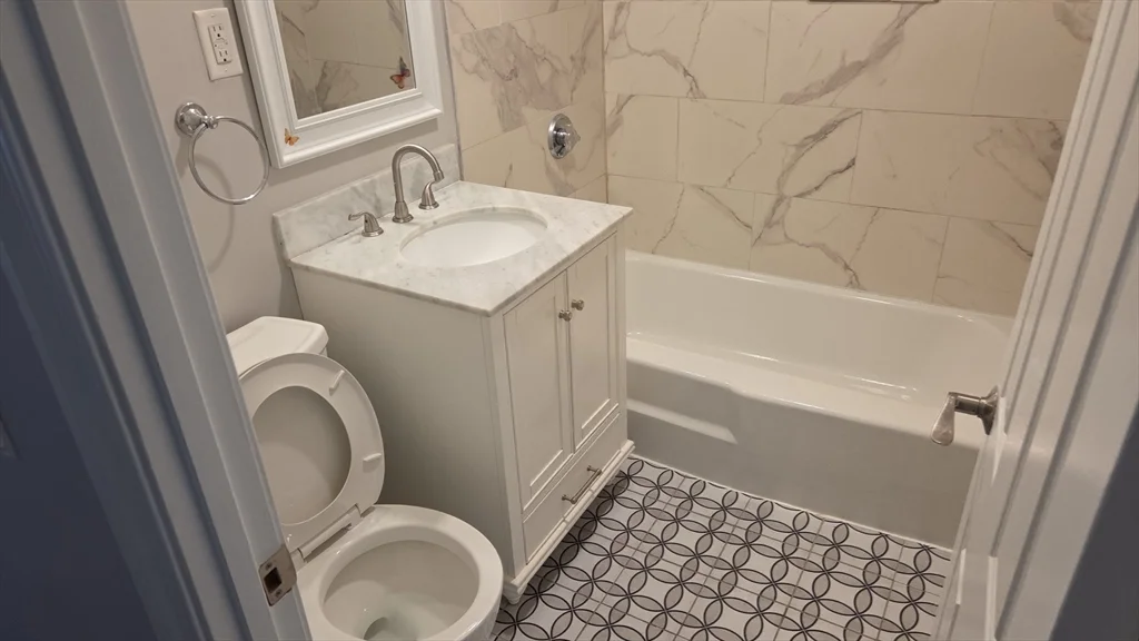 2 bed, 1 bath apartment for rent at 43 Fottler Rd Unit 43, Hingham — photo 10 of 16