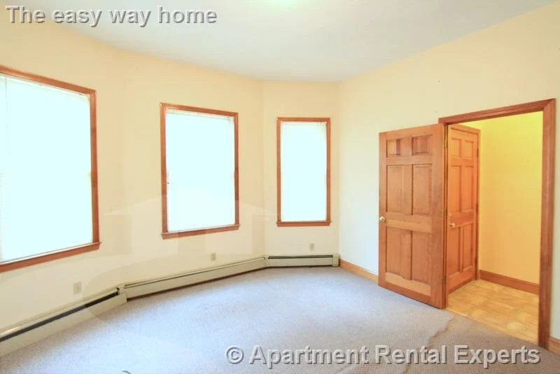 3 bed, 1 bath apartment for rent at 43 Greenville St Unit 1, Union Square — photo 21 of 29