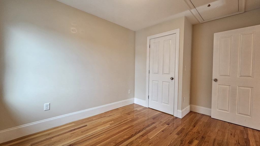 4 bed, 3 bath apartment for rent at 43 Hammond St Unit 1, Waltham — photo 13 of 32