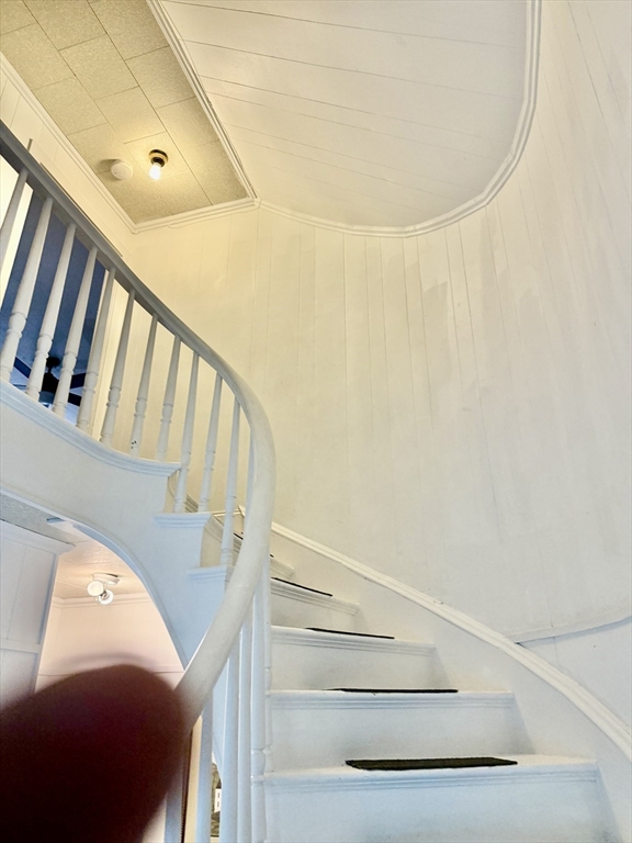 2 bed, 1 bath apartment for rent at 43 Harrison Ave Unit 2, Taunton — photo 2 of 21