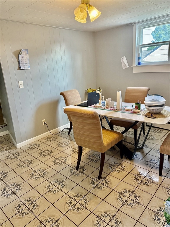 2 bed, 1 bath apartment for rent at 43 Harrison Ave Unit 2, Taunton — photo 8 of 21