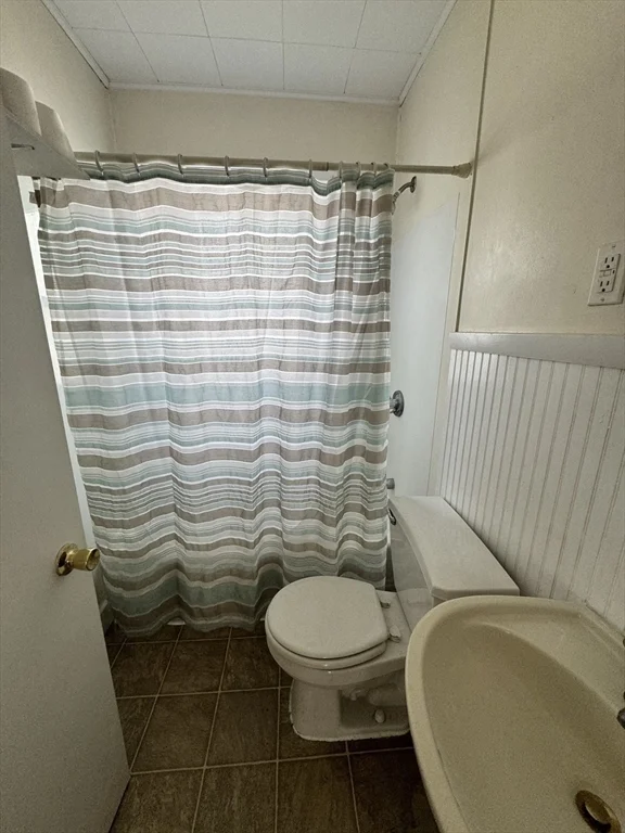 2 bed, 1 bath apartment for rent at 43 Hemlock St Unit 2, South — photo 16 of 16