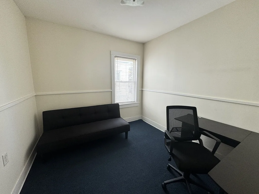 2 bed, 1 bath apartment for rent at 43 Hemlock St Unit 2, South — photo 12 of 16