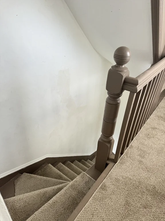 2 bed, 1 bath apartment for rent at 43 Hemlock St Unit 2, South — photo 6 of 16