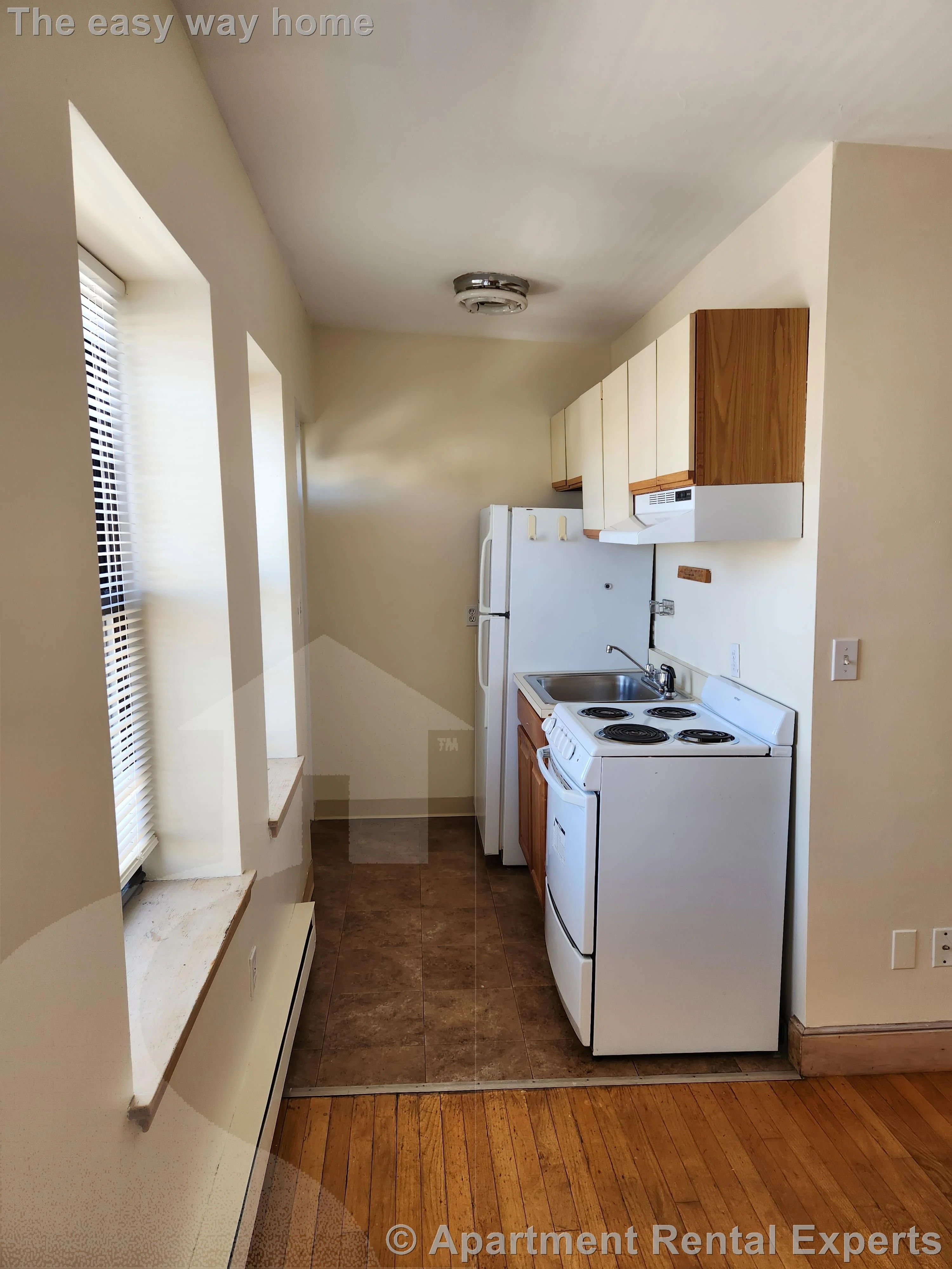 1 bed, 1 bath apartment for rent at 43 Ivaloo St Unit 7, Spring Hill — photo 16 of 17