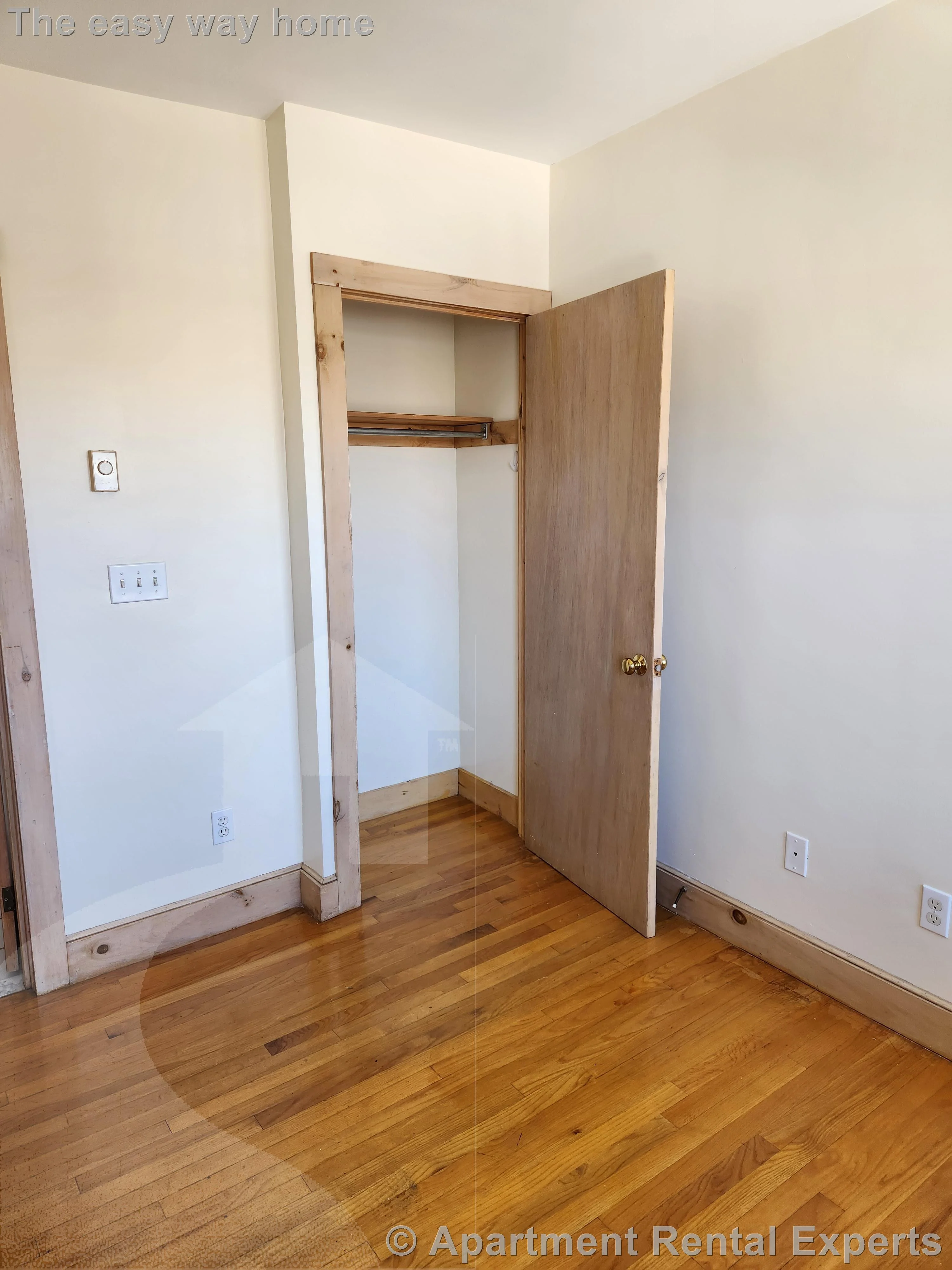 1 bed, 1 bath apartment for rent at 43 Ivaloo St Unit 7, Spring Hill — photo 15 of 17
