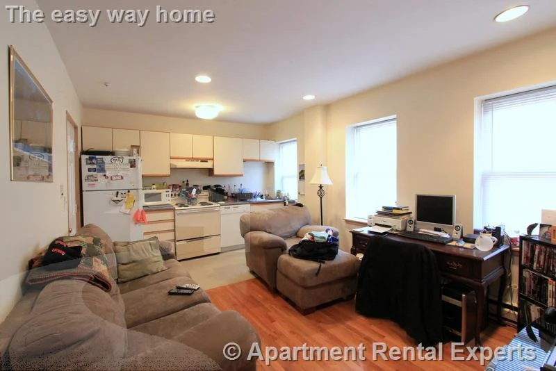 1 bed, 1 bath apartment for rent at 43 Ivaloo St Unit 8, Porter Square — photo 1 of 12