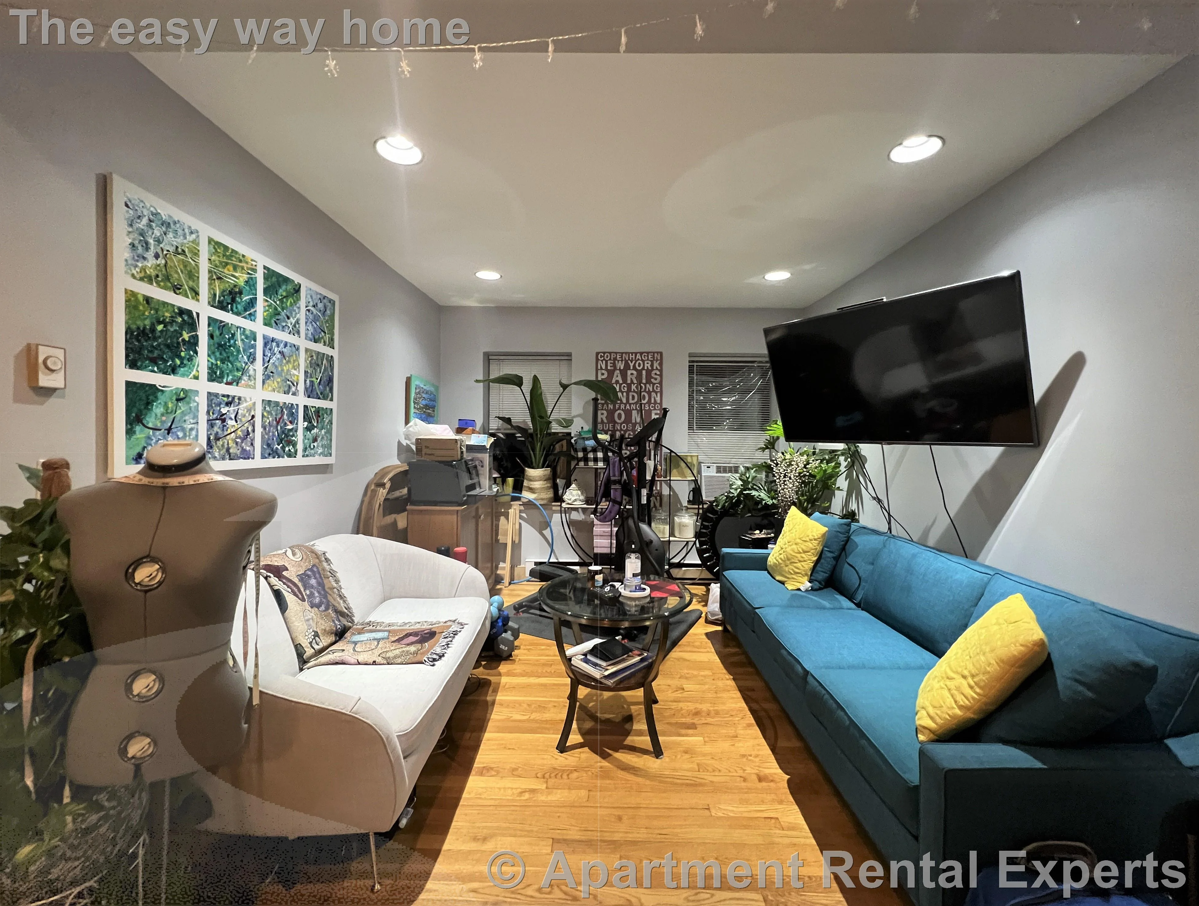 2 bed, 1 bath apartment for rent at 43 Ivaloo St Unit 9, Ward Two — photo 2 of 12