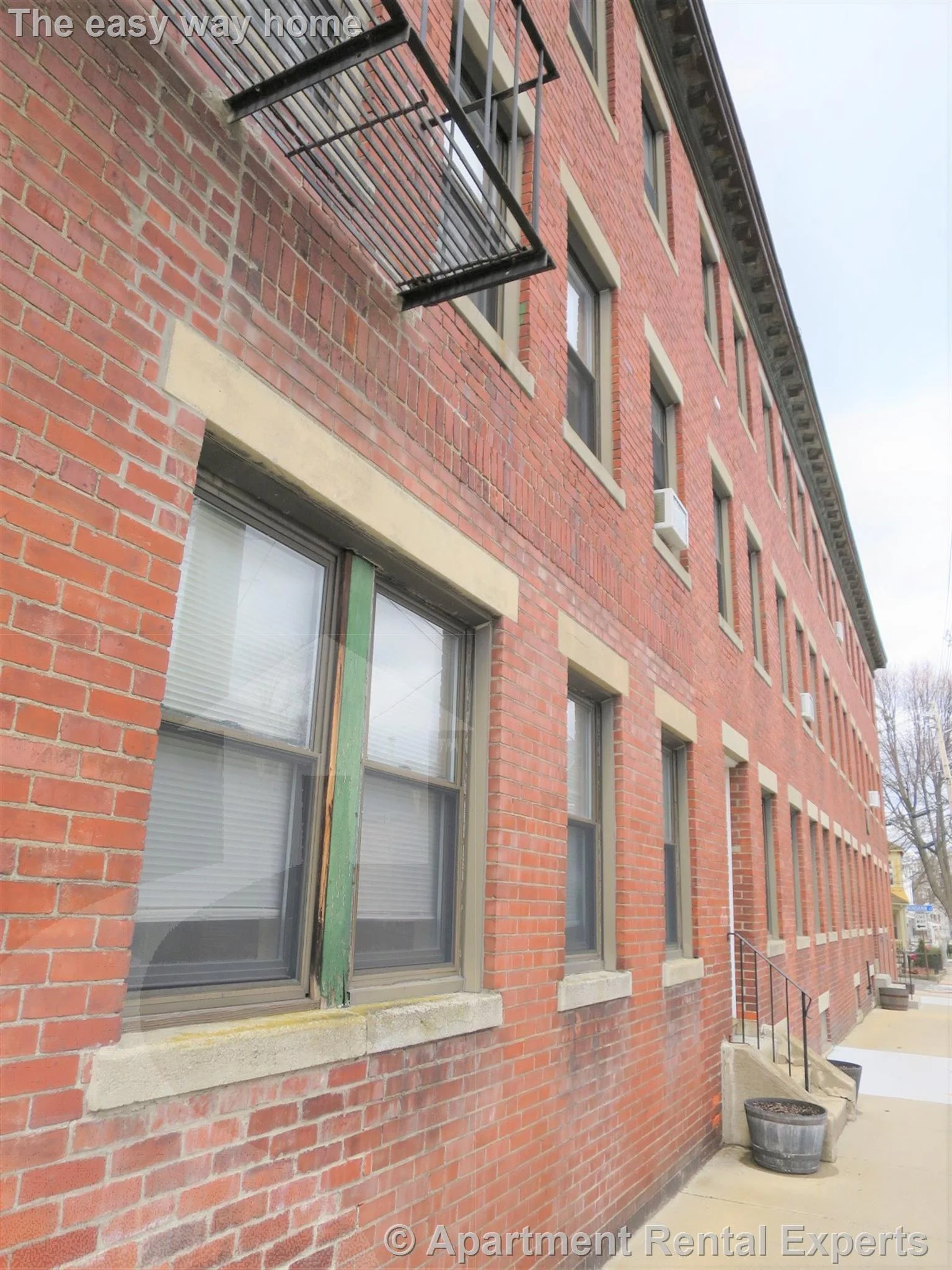 2 bed, 1 bath apartment for rent at 43 Ivaloo St Unit 9, Ward Two — photo 10 of 12