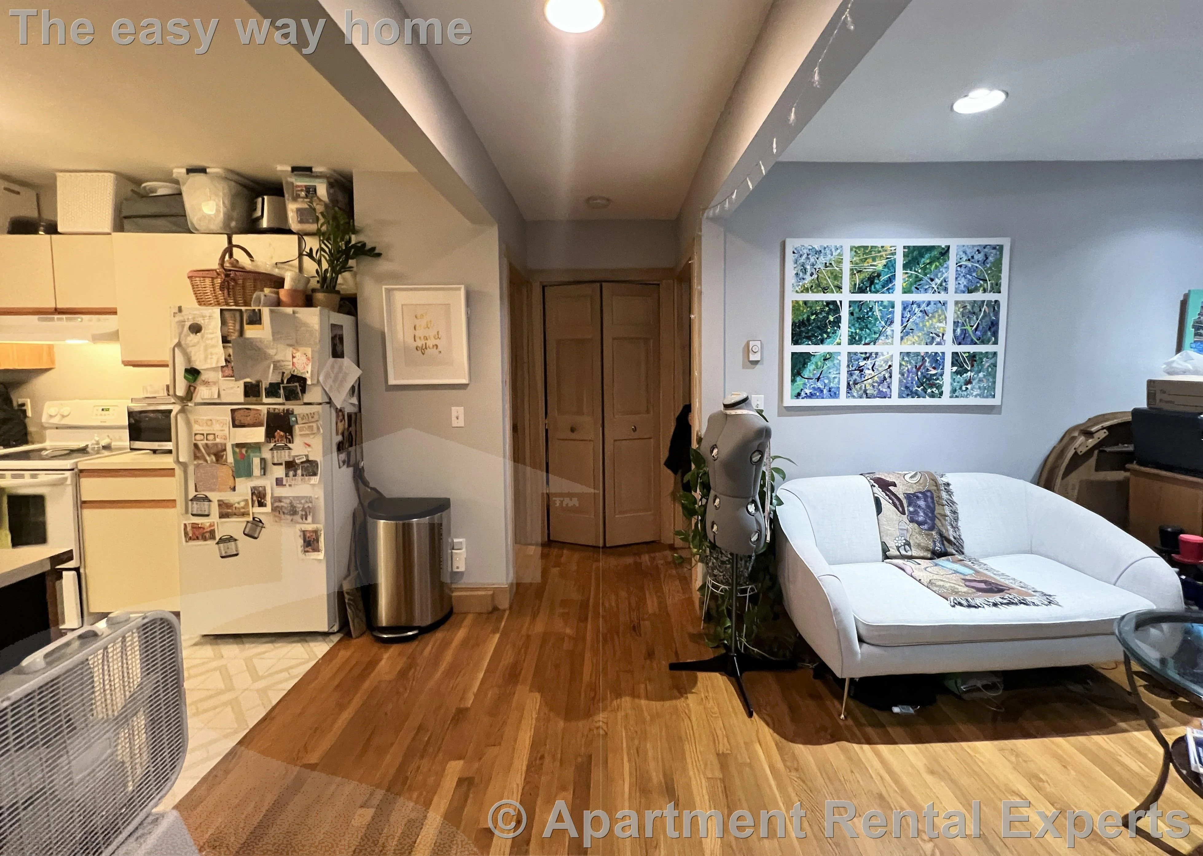 2 bed, 1 bath apartment for rent at 43 Ivaloo St Unit 9, Ward Two — photo 3 of 12