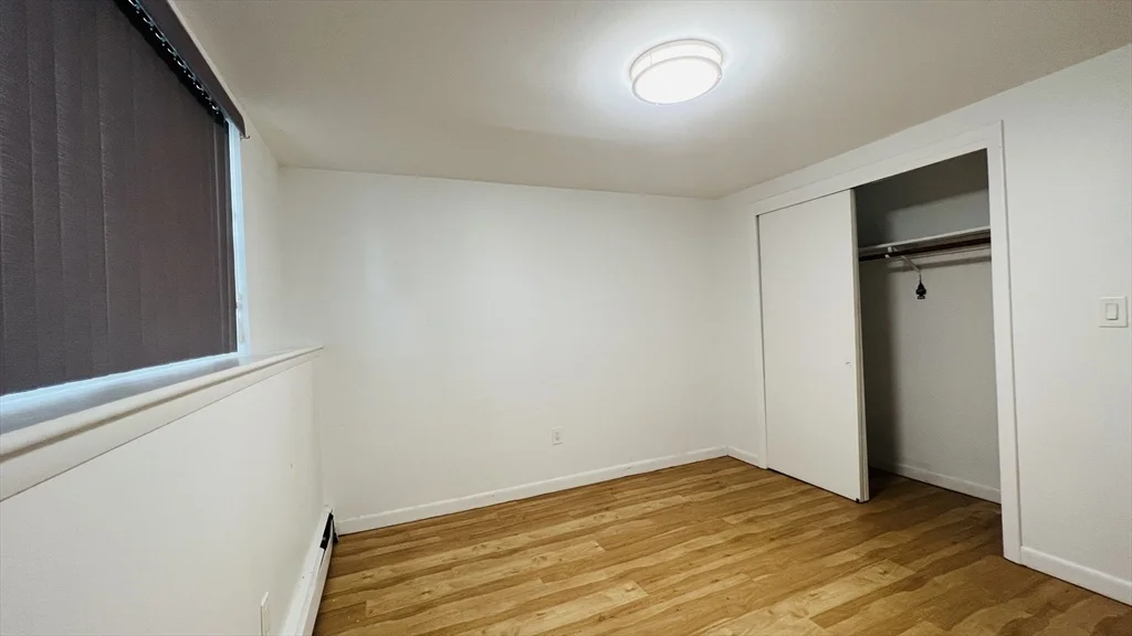 2 bed, 1 bath apartment for rent at 43 Jacqueline Rd Unit 1, Waltham — photo 4 of 16