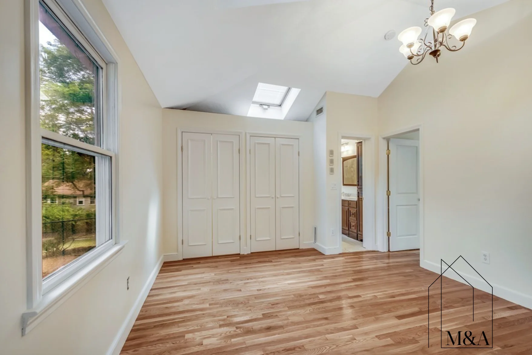 4 bed, 3 bath apartment for rent at 43 Kendall Rd Unit SF, Newton Centre — photo 9 of 17