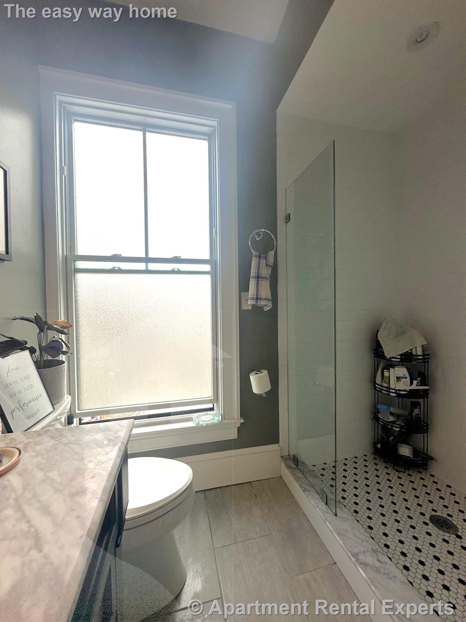 2 bed, 1 bath apartment for rent at 43 Kent St Unit 3, Porter Square — photo 5 of 10