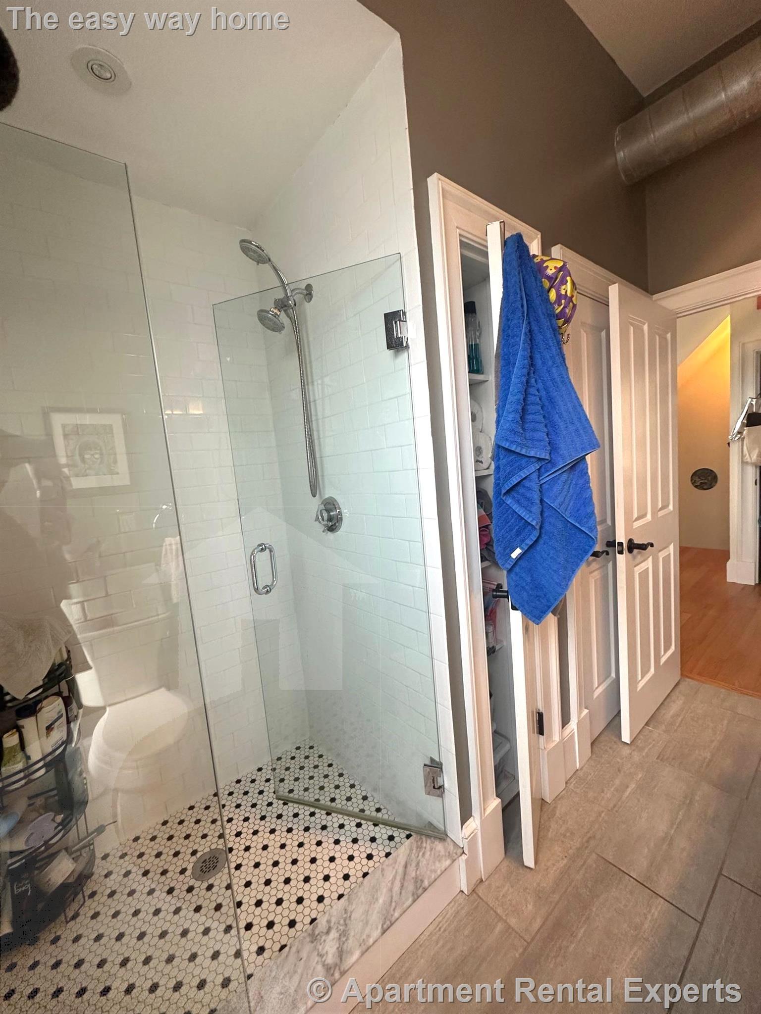 2 bed, 1 bath apartment for rent at 43 Kent St Unit 3, Porter Square — photo 9 of 10
